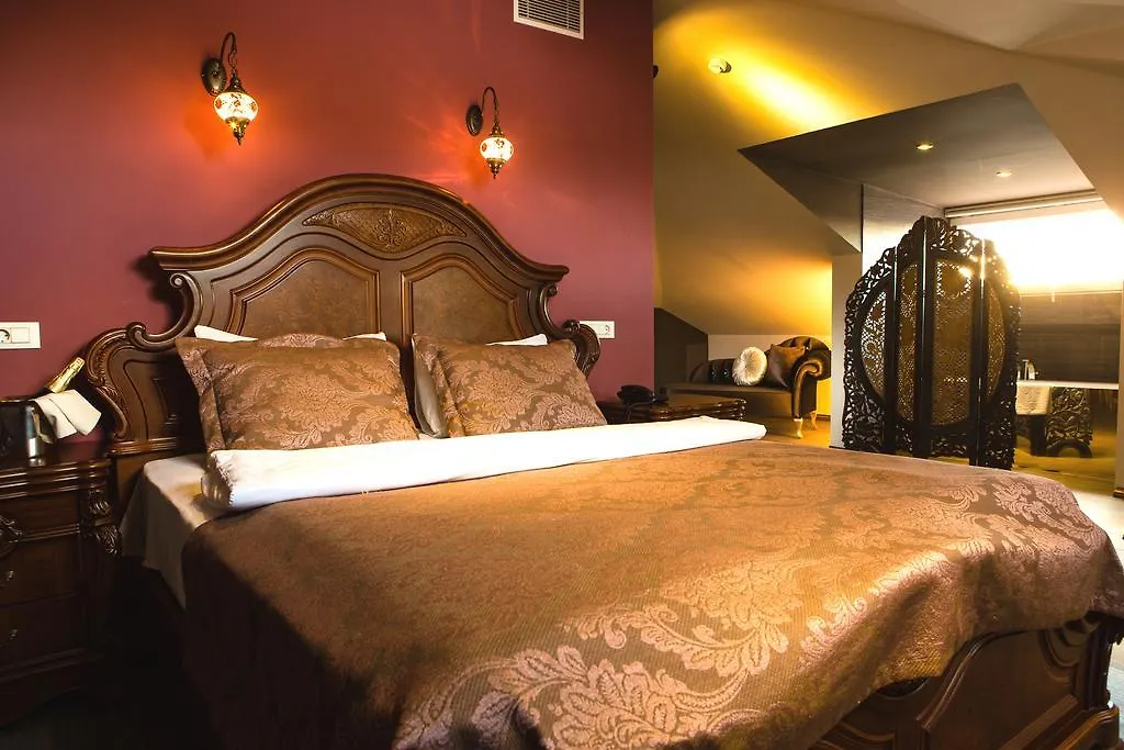 Selection Suites Istanbul 4*,